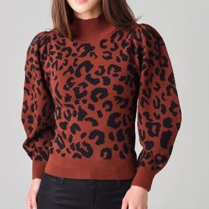 525 women’s leopard mock neck pullover SOLD OUT